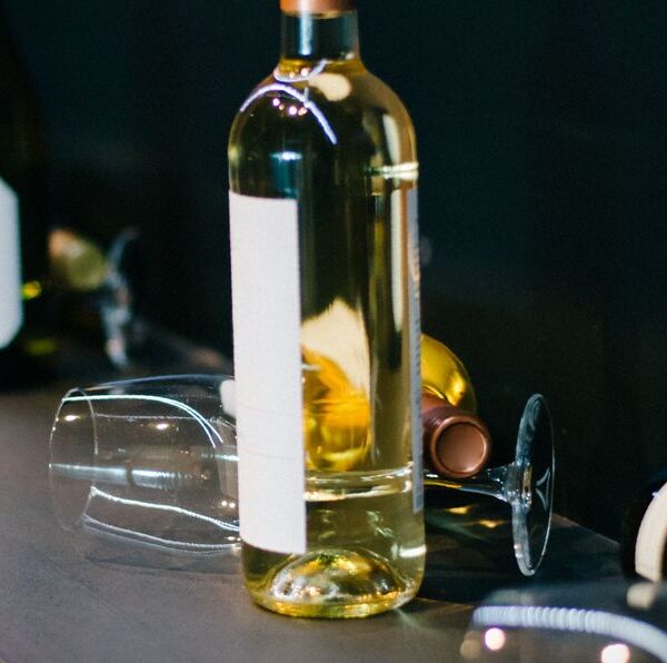 por que las botellas de vino tienen la base hundida