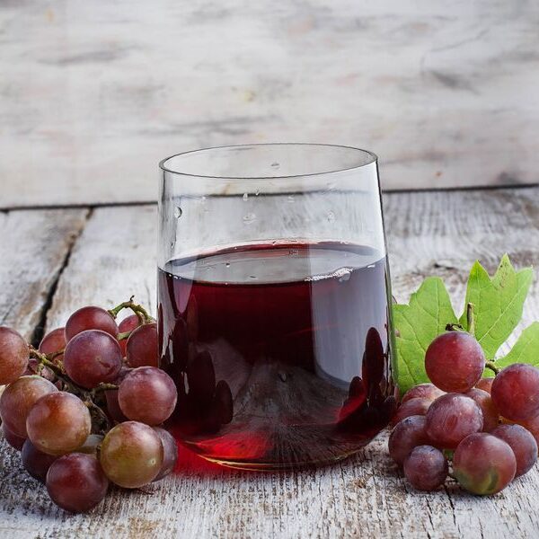 propiedades del mosto de uva negra